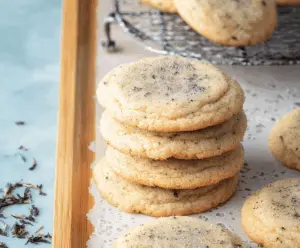 Delicious soft Earl Grey sugar cookies topped with a light dusting of powdered sugar, perfect for tea time or dessert.